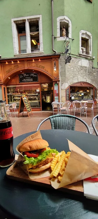 Dunk Annecy - Burgers & Brunch